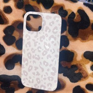 Cheetah case for 12 pro mAx